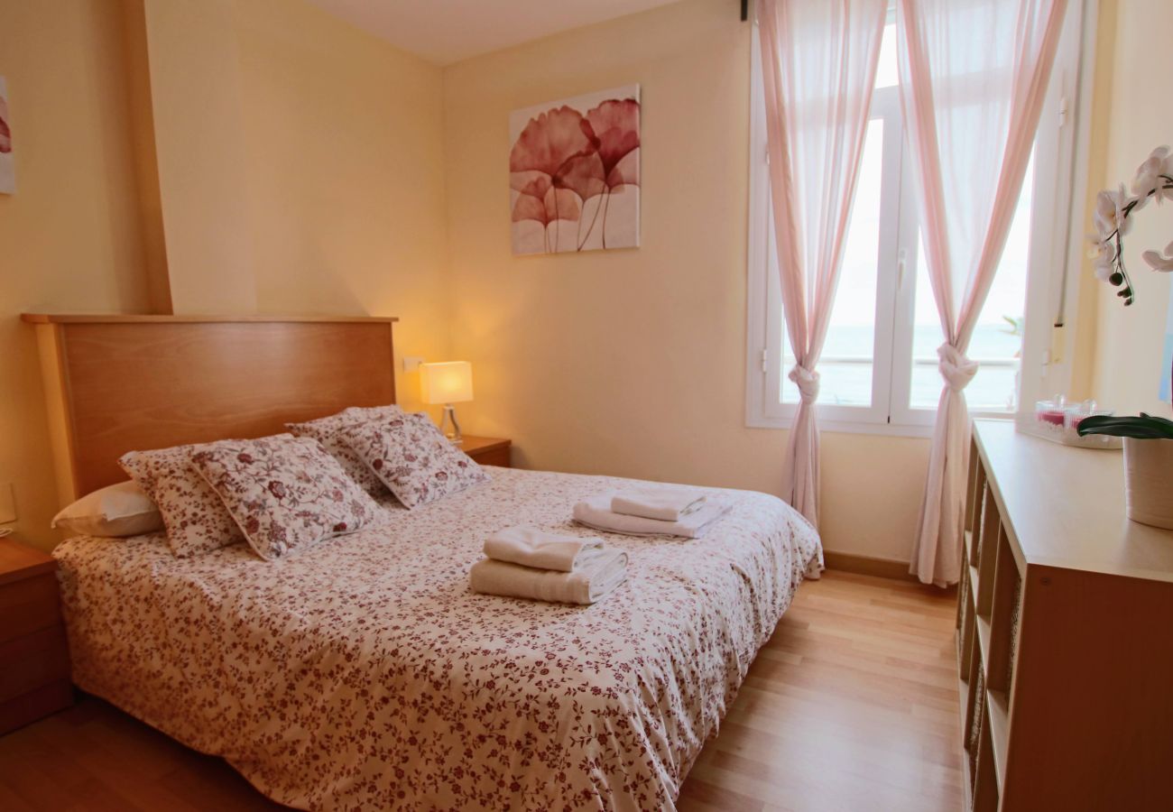 Apartamento en Torremolinos - TESS Apartamento Frontbeach La Roca Chica