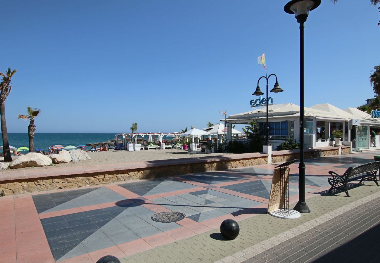 Apartamento en Torremolinos - TESS Apartamento Frontbeach La Roca Chica