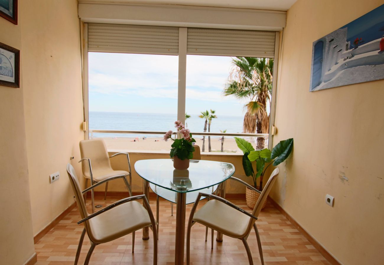 Apartamento en Torremolinos - TESS Apartamento Frontbeach La Roca Chica